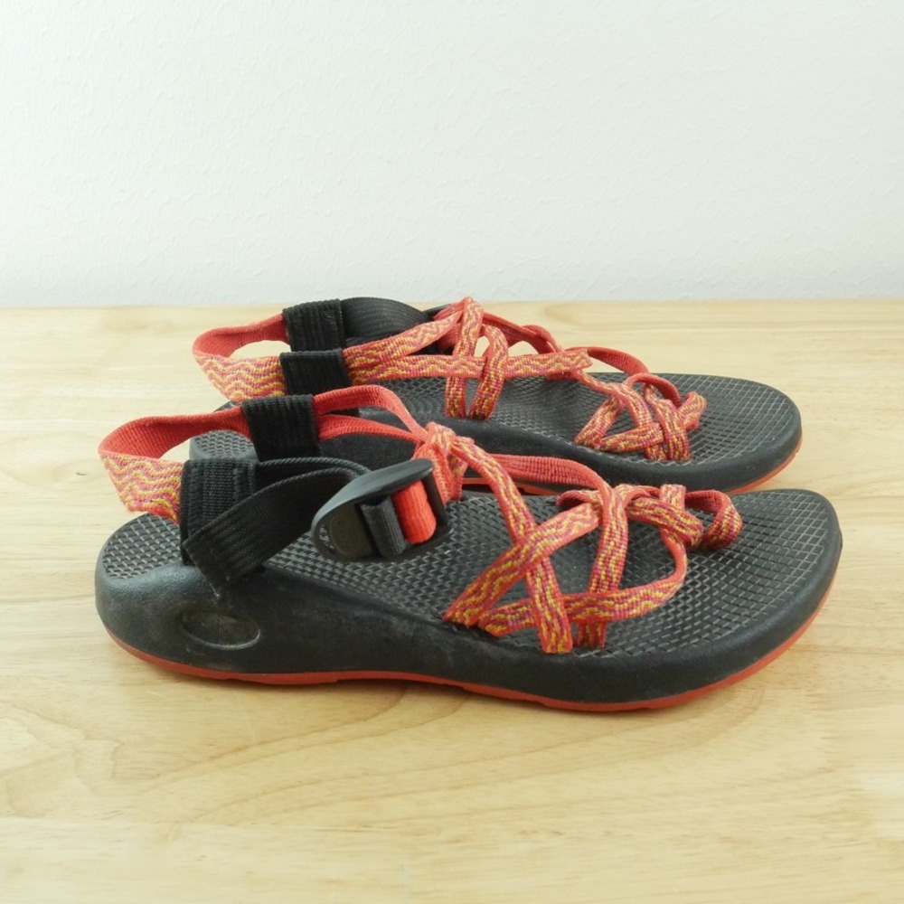 Chaco Rainbow Sandals Women's 7 Outdoor Hiking Gorpcore Granola Girl Strappy
